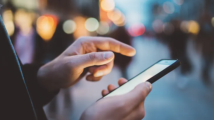 Telefonische Erreichbarkeit - Wissenbeitragt inkl. Aushang für Betriebsräte und Personalräte; Pflichten und Rechte von Arbeitnehmern bzgl .der Erreichbarkeit in Freizeit und Urlaub